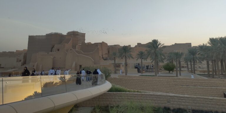 Autocratization, Emotions and Identity in Saudi Arabia